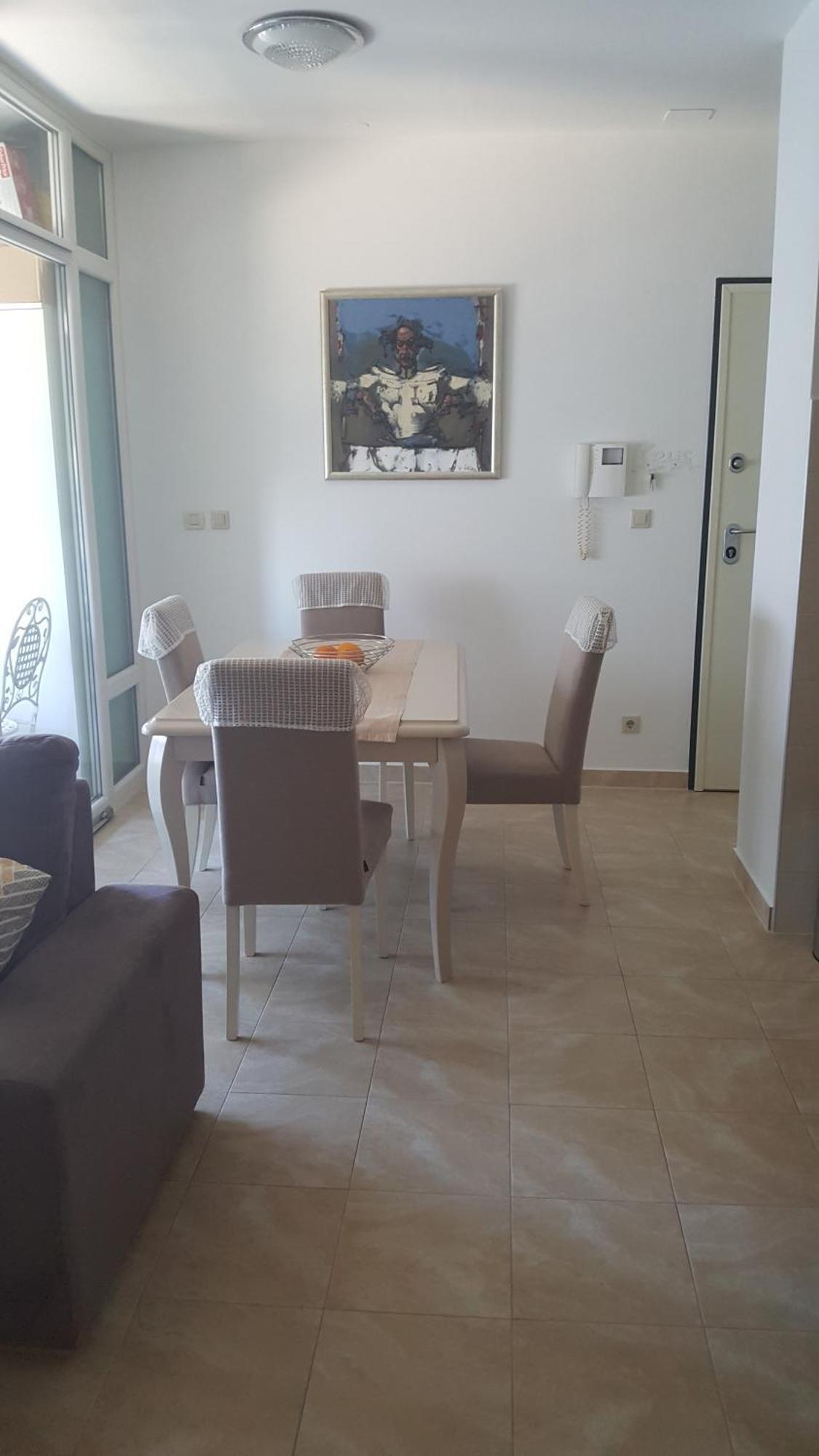 Luxury 1 Bedroom App Center&Balcony Free Parking Split Room photo