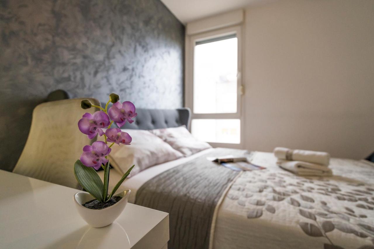 Luxury 1 Bedroom App Center&Balcony Free Parking Split Exterior photo